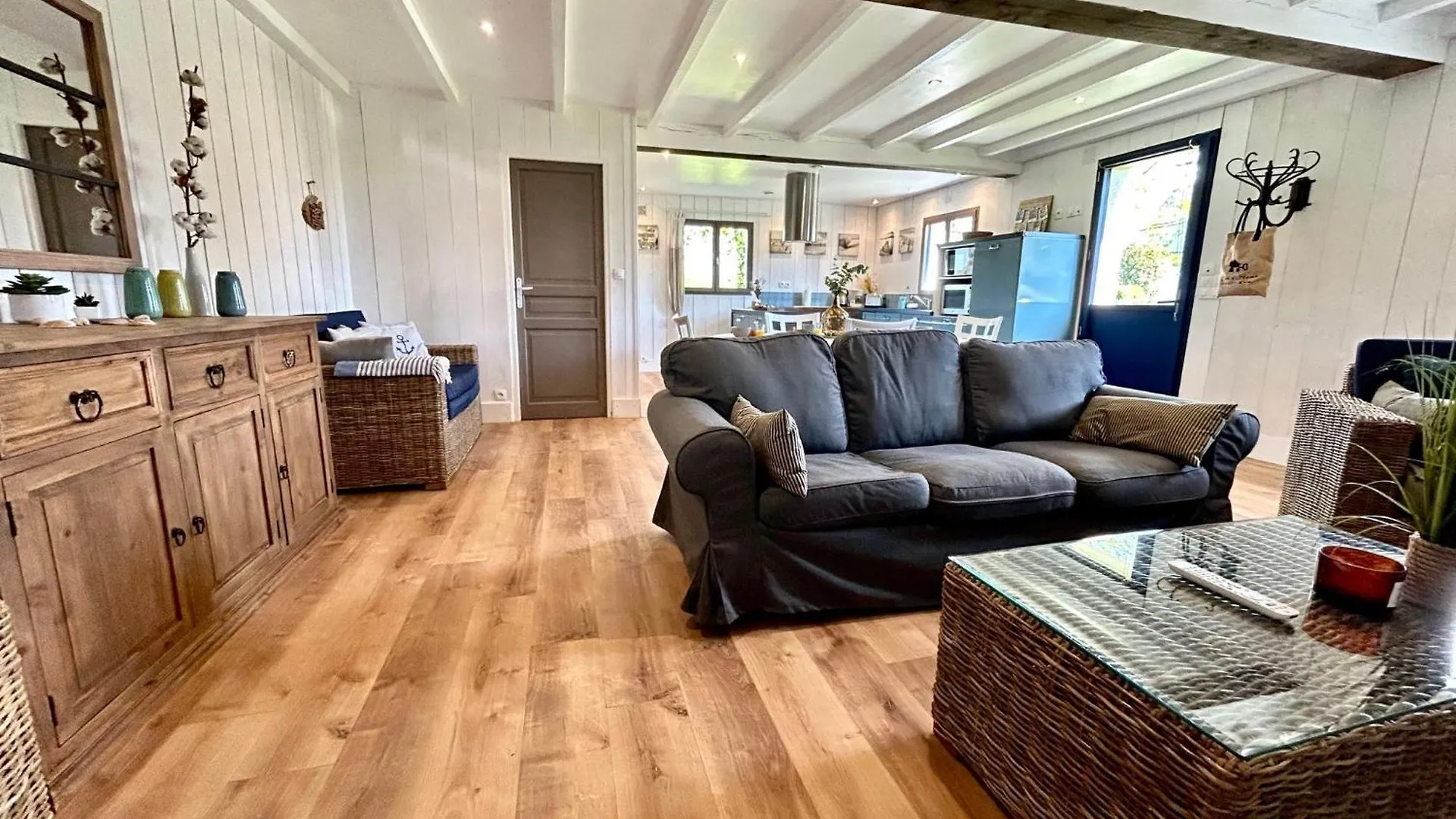 Ty Kerrian, Maison Avec Jardin A La Campagne Locunole Holiday home