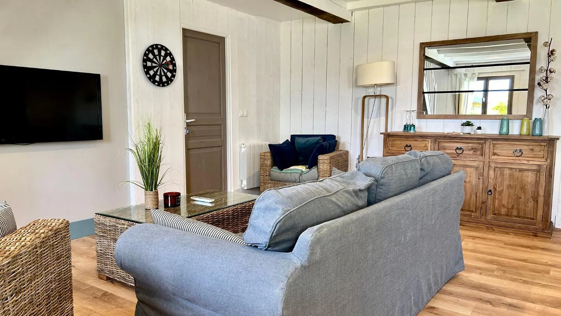Ty Kerrian, Maison Avec Jardin A La Campagne Locunole Holiday home